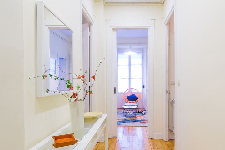 FLAT WITH TERRACE IN THE CITY CENTER!