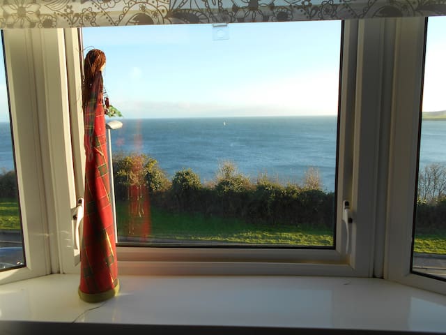 unimpeded stunning sea views from most windows