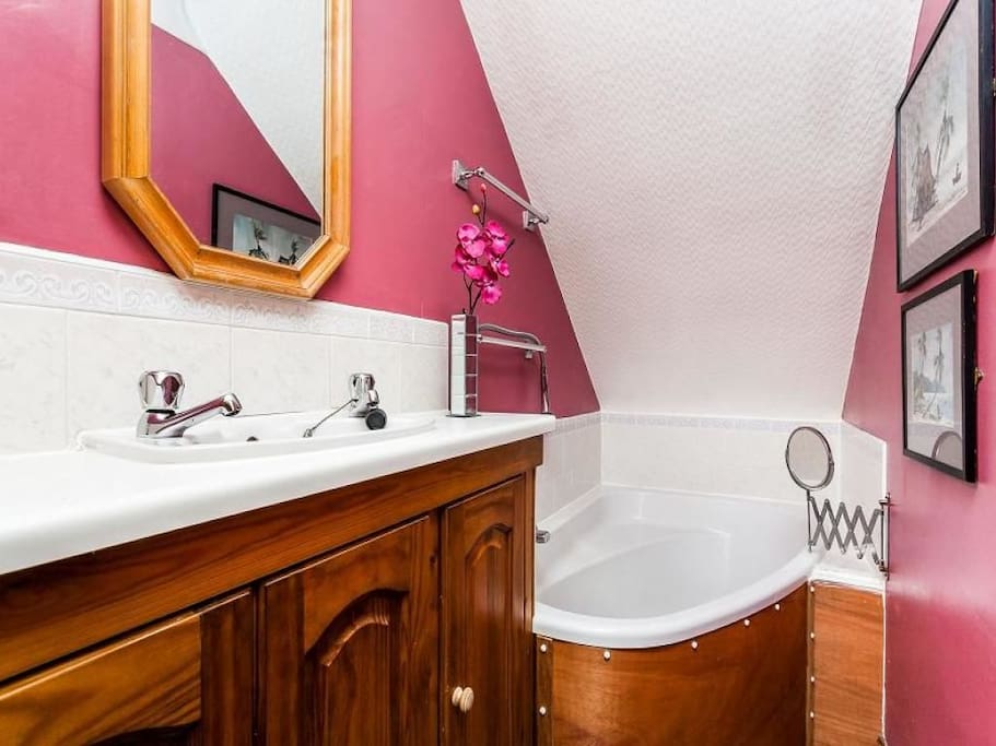 Bathroom chilled space
