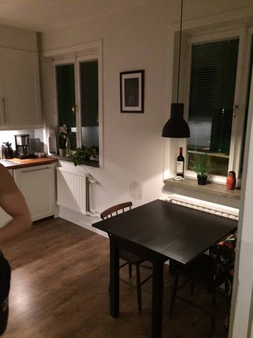 kök med diskmaskin