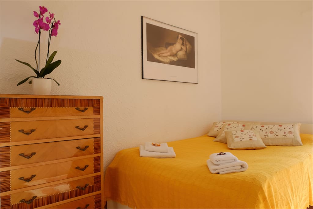 Open Sky Villa, Healthy Holiday Lets