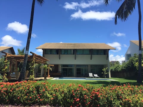 LUXURY BEACHFRONT HOME / CONDO