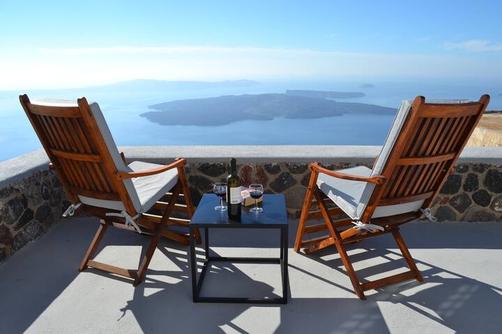 ikia kriton-traditional house on the caldera gallery image 2