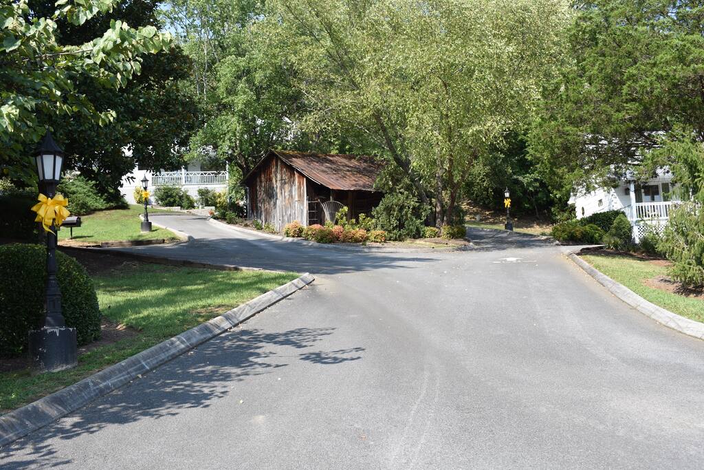 Up hill to house