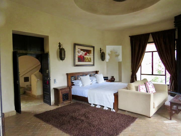 غرفة النوم 2