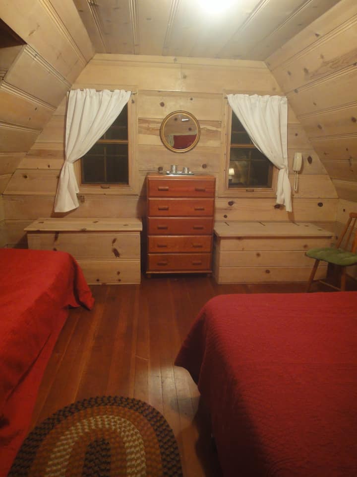 חדר שינה קדמי למעלה