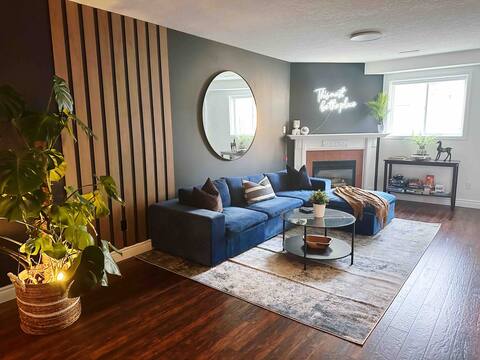 Cozy 4 Bedroom Family Home - Sleeps 10