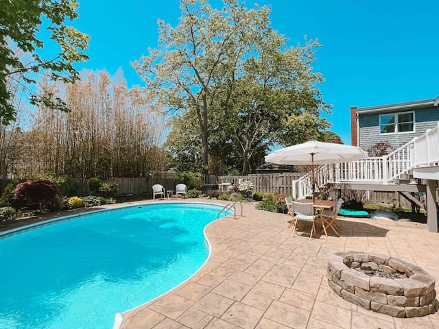 Island Escape with Salt Water Pool