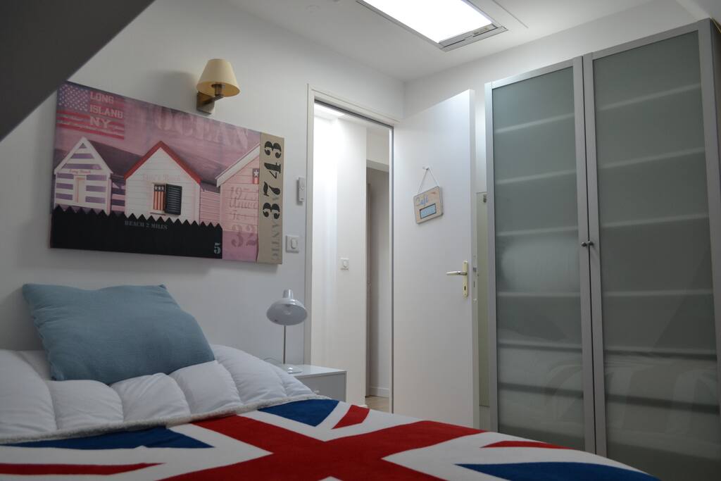 CHAMBRE 2 étage