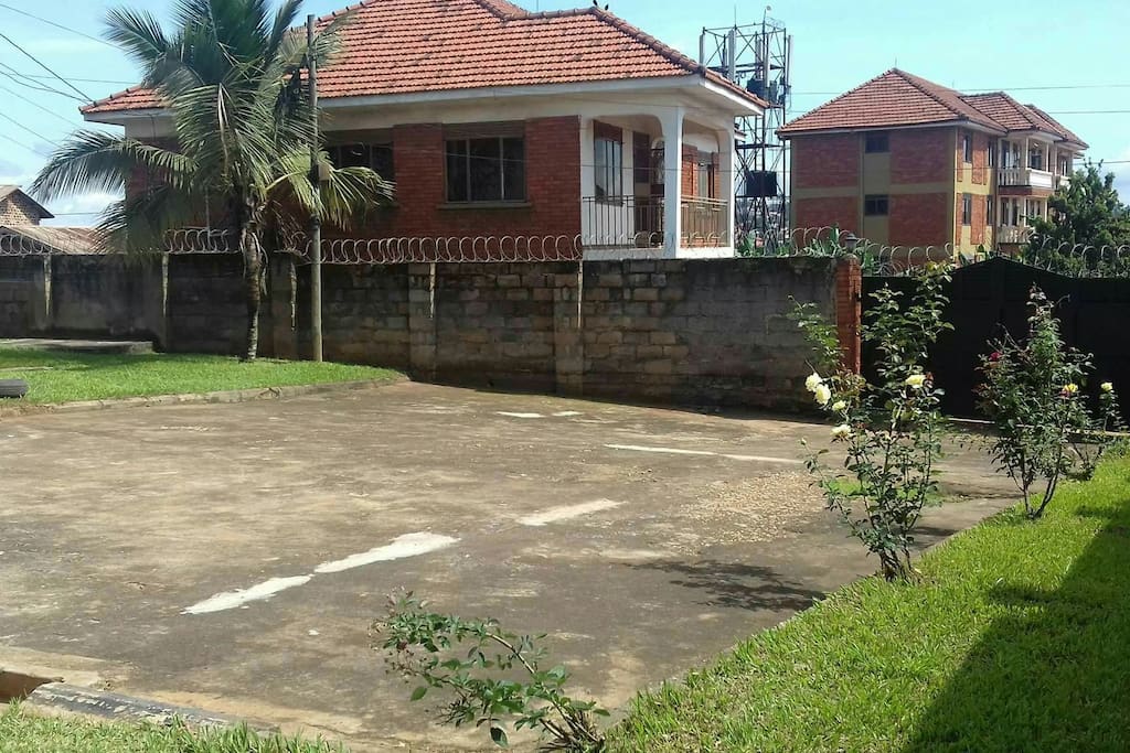 Entrance and front yard!
