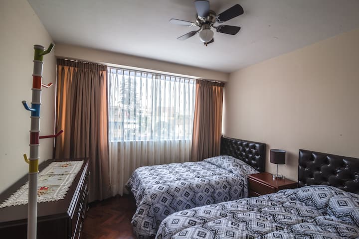 غرفة النوم 1