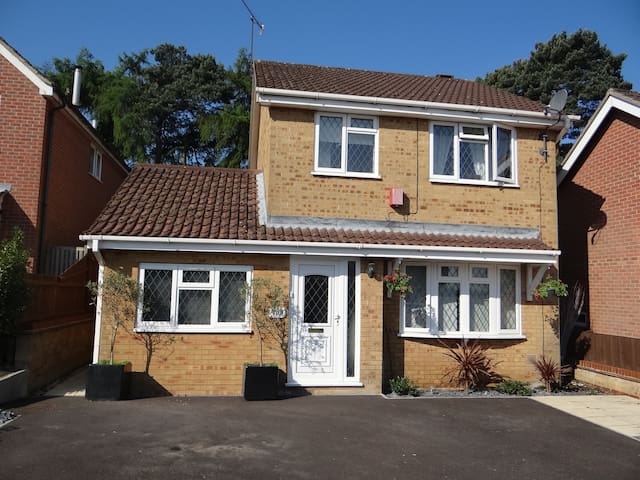 A Fantastic Chantry Park View-Double Bed room