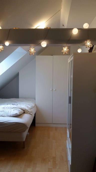 Room for rent from entrence