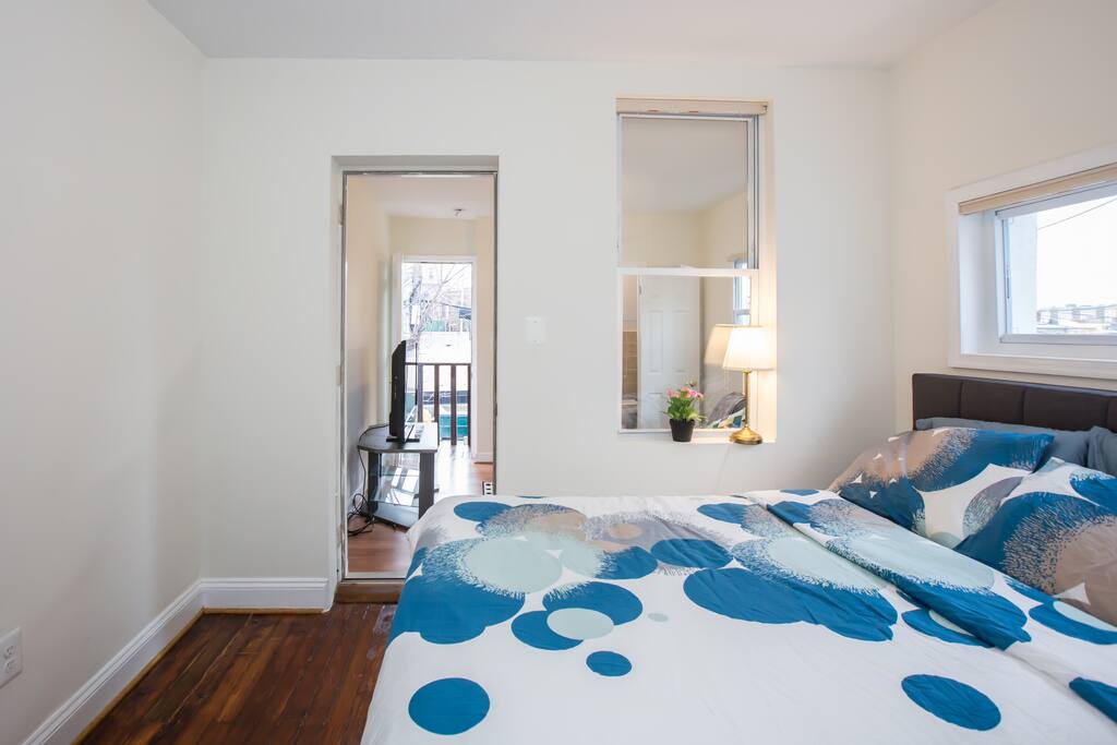 Large queen bed