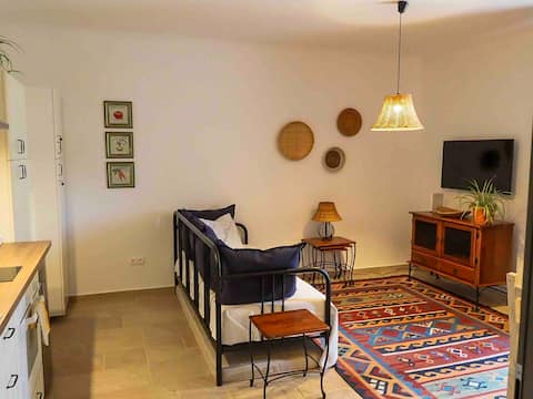 Top Airbnb: Balatonalmadi Holiday Tulip Apartment in Balatonalmádi