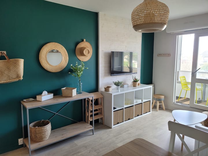 Le Patio, Cosy à 100 M De La Mer - Parking - Wifi - Courseulles-sur-Mer