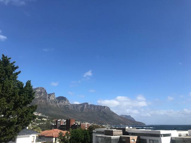Camps Bay a few steps to the beach gallery image 3