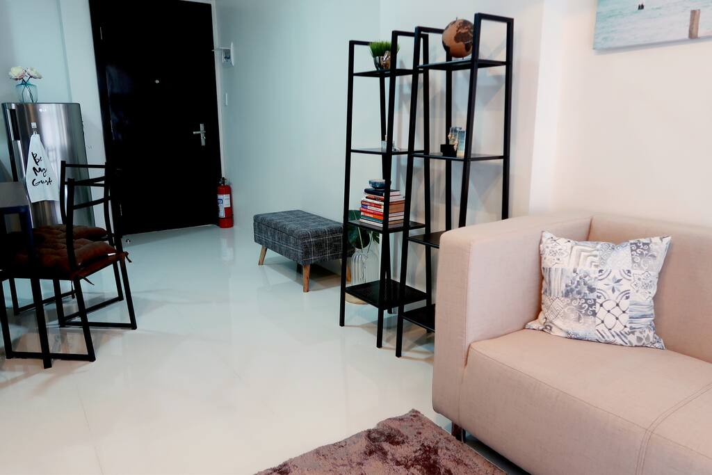 Enough space for yoga, dancing or for all your shopping bags :)