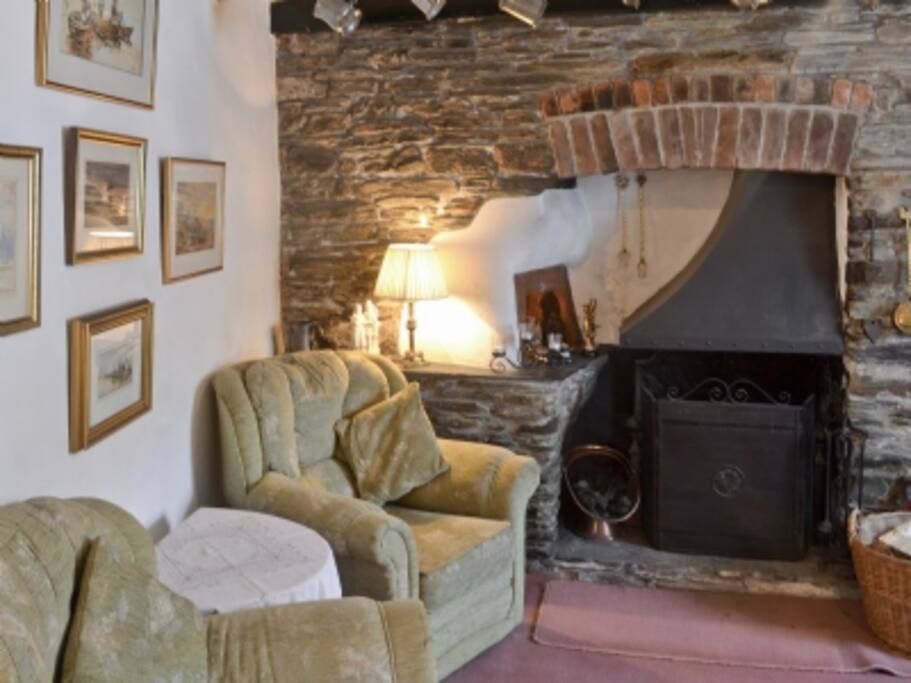 Cosy Lounge