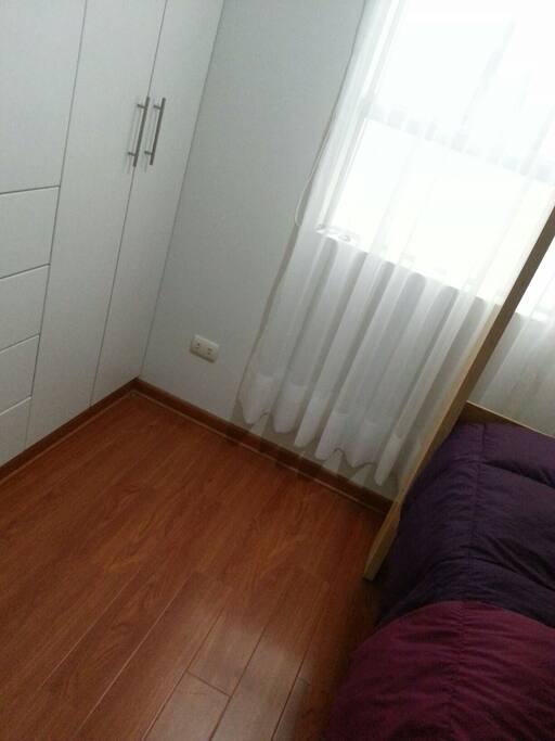 Todos los acabados de estreno, amplia ventana de ventilación e iluminación natural