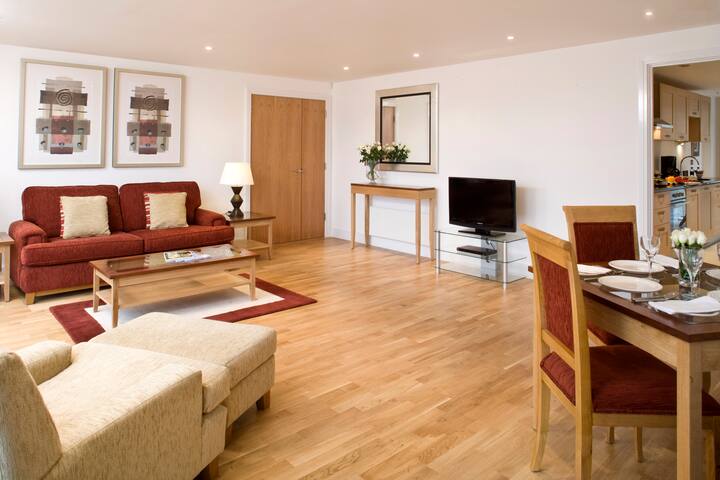 Two Bedroom Apartment in trendy East London perfect for families