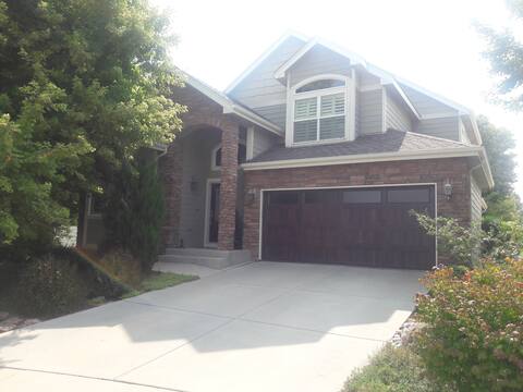 Beautiful Colorado home in quiet cul de sac