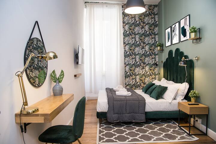 Stylish Apartment near Piazza Navona gallery image 5