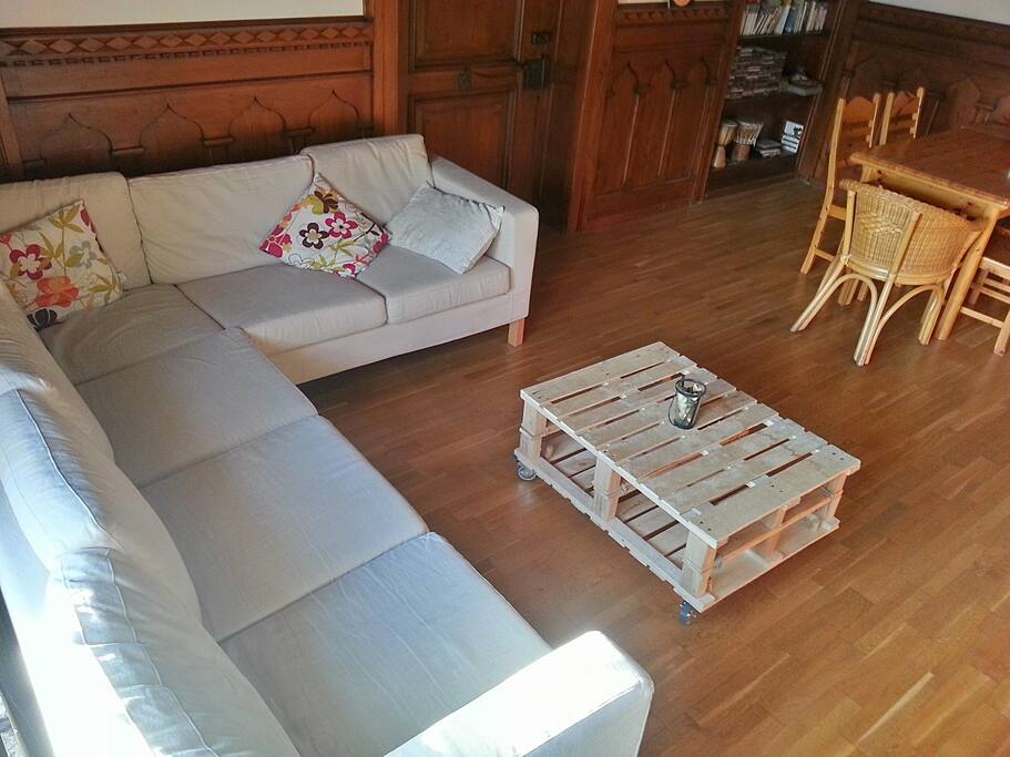 Nice Living room, awesome when sun comes inside ! Better in summer, hard in winter.