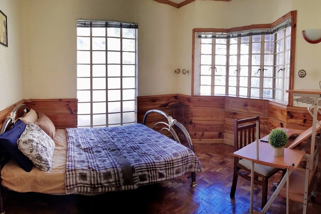 'Find Yourself' Room, with double bed and working table