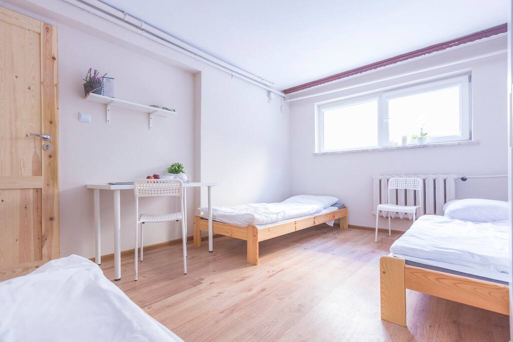 Pokój Nr 2, 3 osobowy, parter.