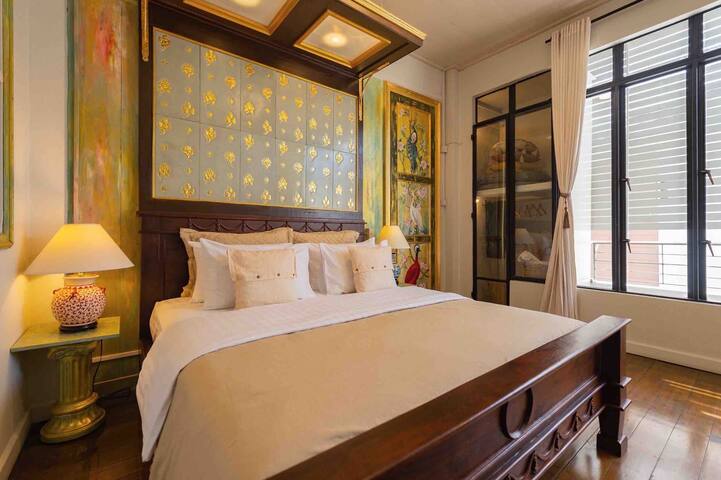 Artist House & Gallery – 5 Guest Suites for 17 pax gallery image 4