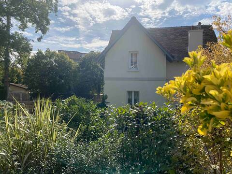 Small warm house totally renovated