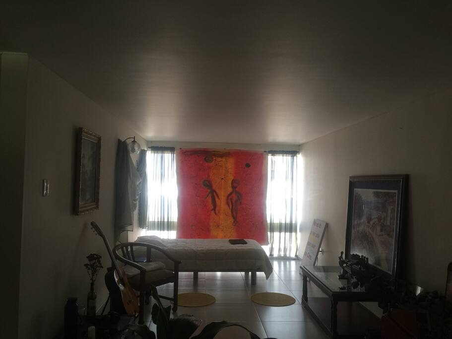 Big Living room, private and quite