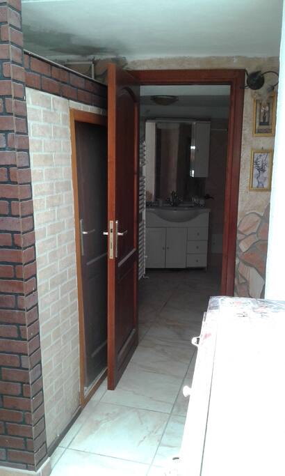 Bagno con vasca idro altro con doccia idro