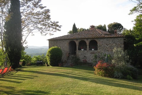 A Romantic Villa in the heart of Tuscany