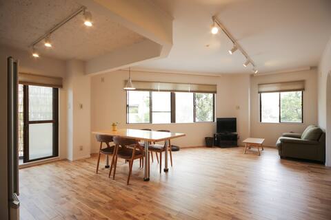 Good Location! Near Tokyo Disneyland and Airport!