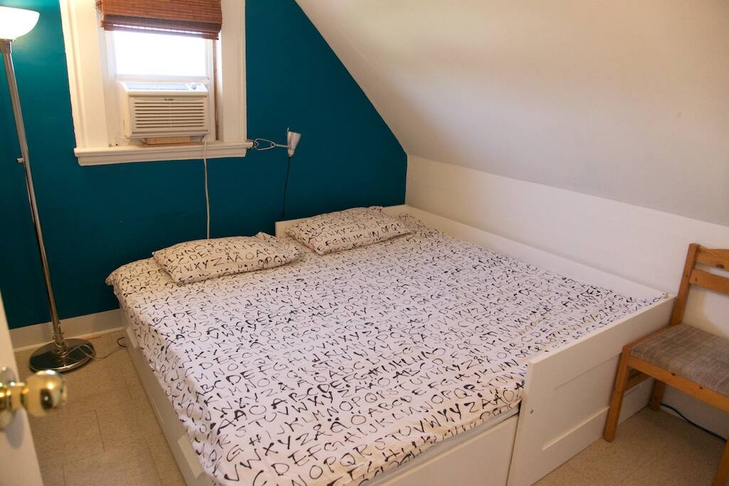 Same room can accommodate 2, a little tighter. Good for a couple on a short stay.