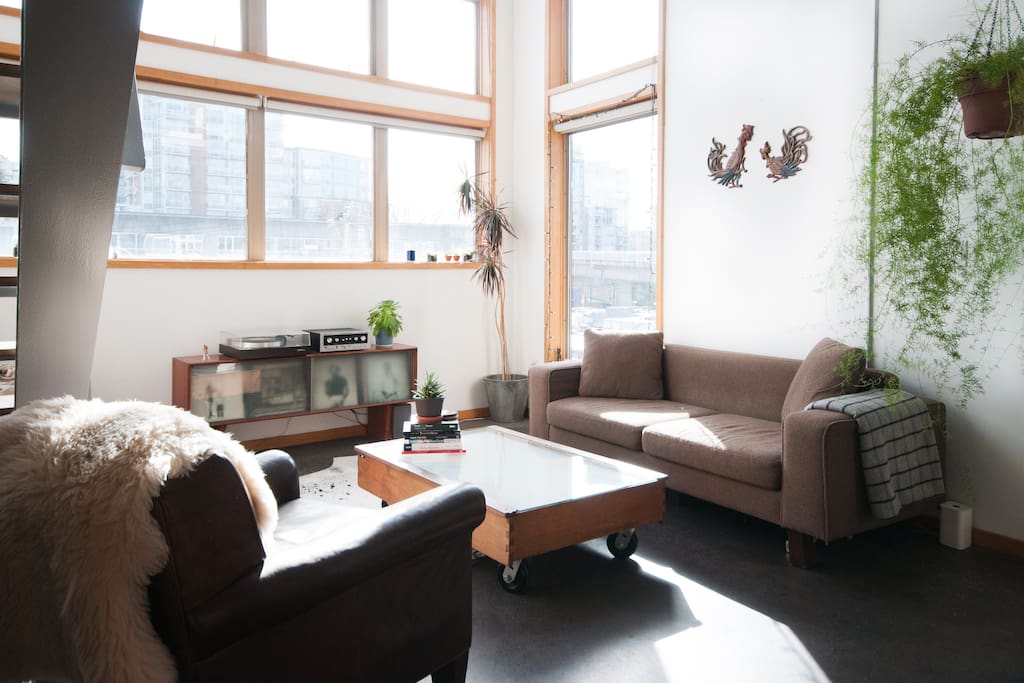 Lounge area.