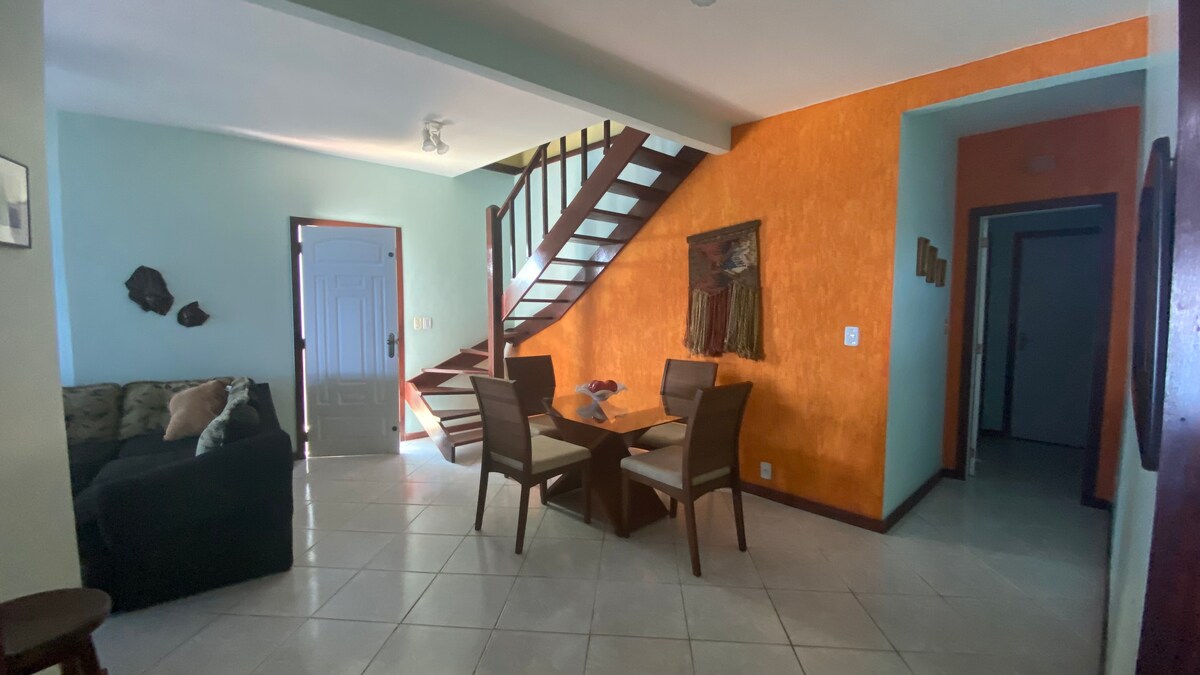 Airbnb em destaque: Exclusive House: The Best View of Itaipu and Rio em Niterói
