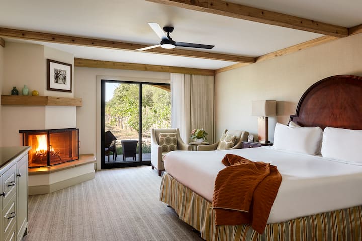 King Fireplace Vineyard View u Napa Valley Lodgeu, 1. fotografija