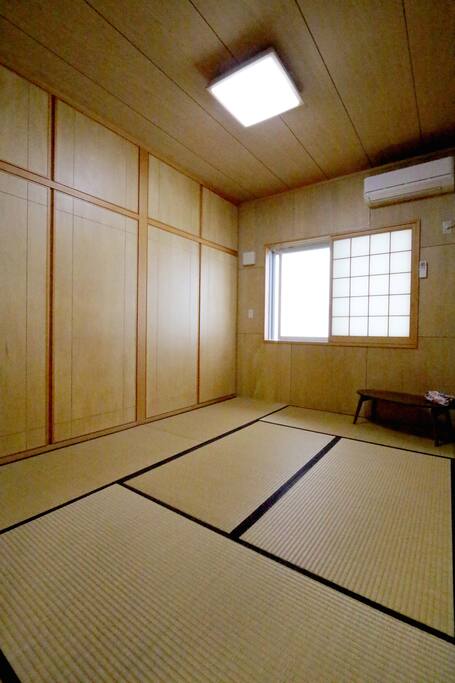 小さなお子様も安心の和室