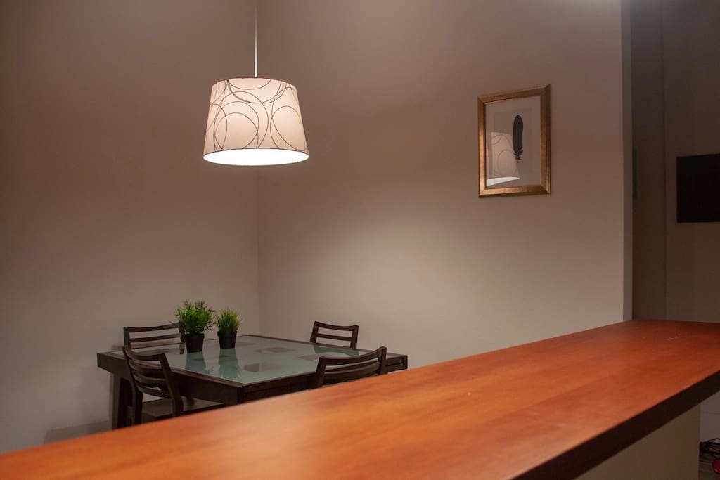 Piano per colazione e tavolo da pranzo
