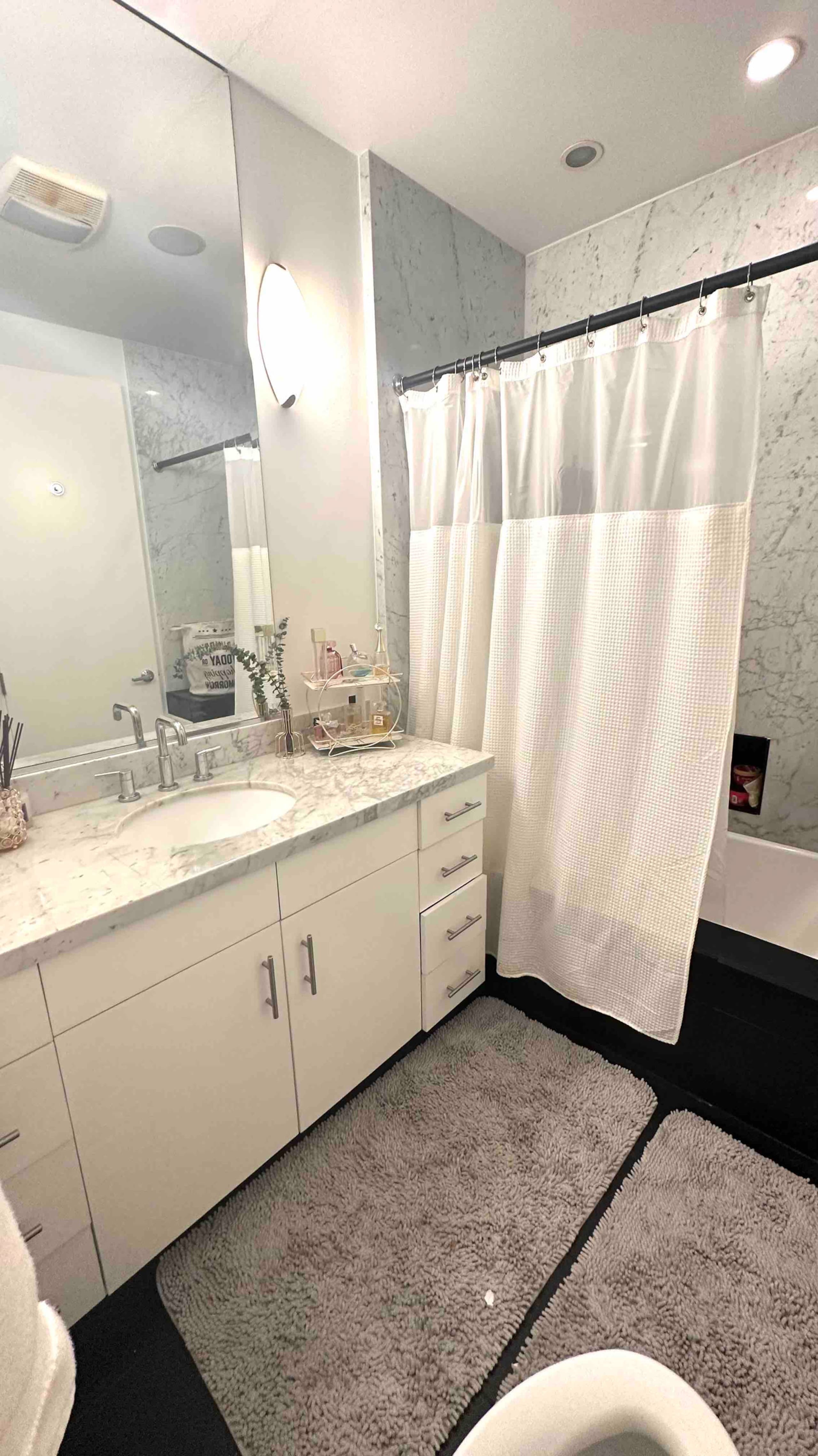 Condo in San Francisco · ★4.79 · 2 bedrooms · 2 beds · 2 baths - Image 6