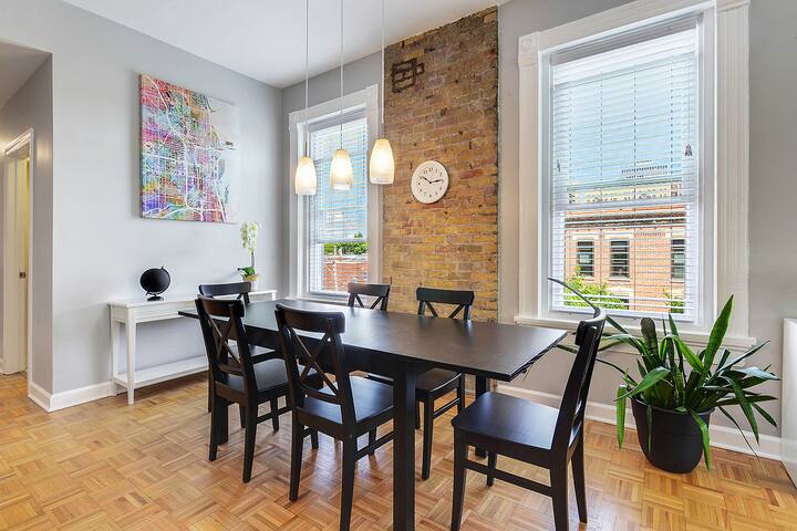 ❤︎ 1,800ft² Parking ⎜ Workspace ⎜ W/D ⎜Full Kitch gallery image 3