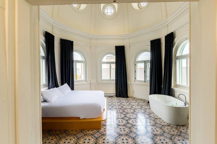 T401 – Lofts du Trésor – Par Les Lofts Vieux-QC