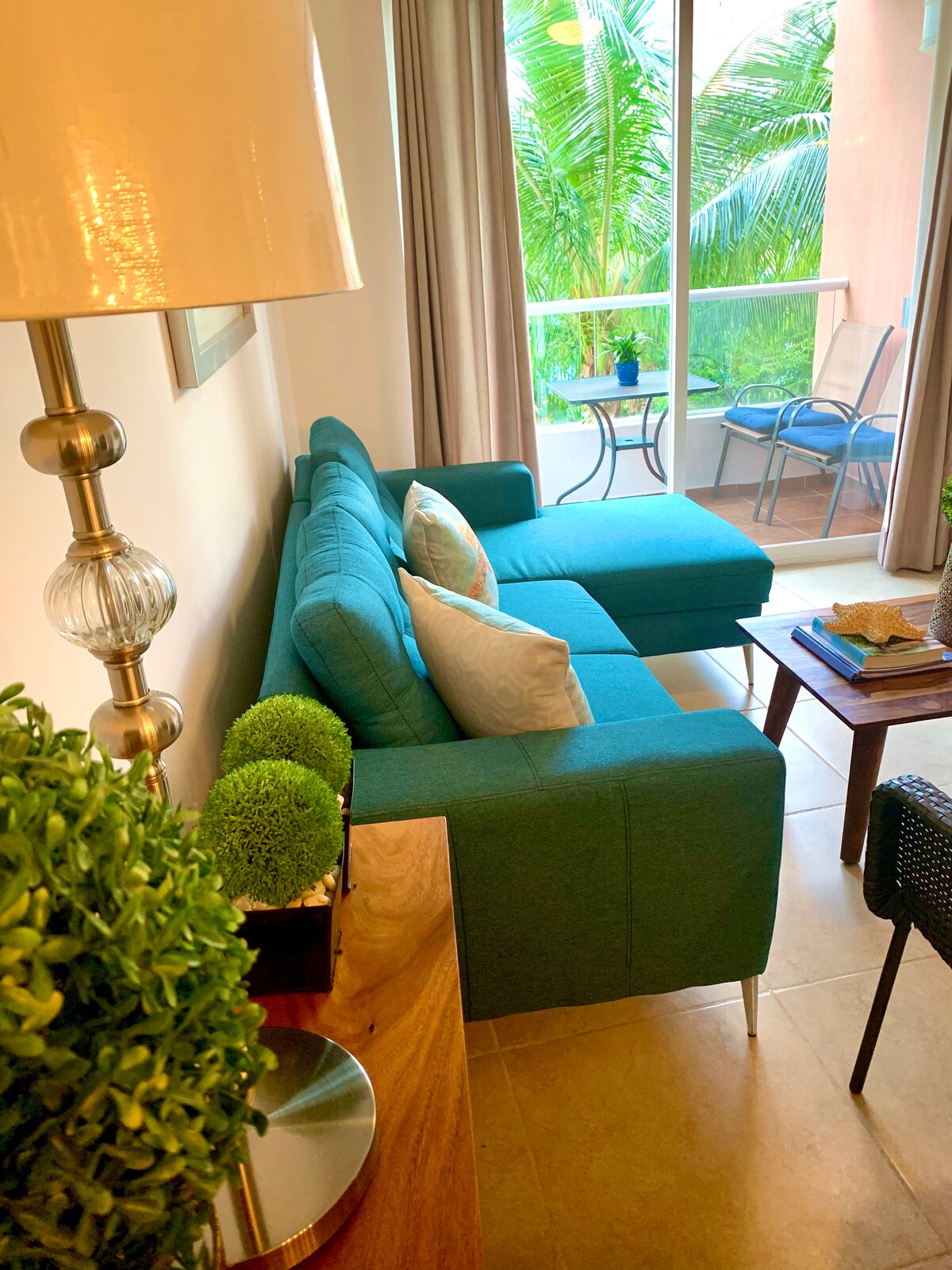 Airbnb con mejor rendimiento: Carisma Vacation Condo. Amazing Turquoise View!!! en Supermanzana 325