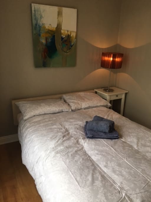 Modern double bedroom with study with workspace and one of Dublin's best views!