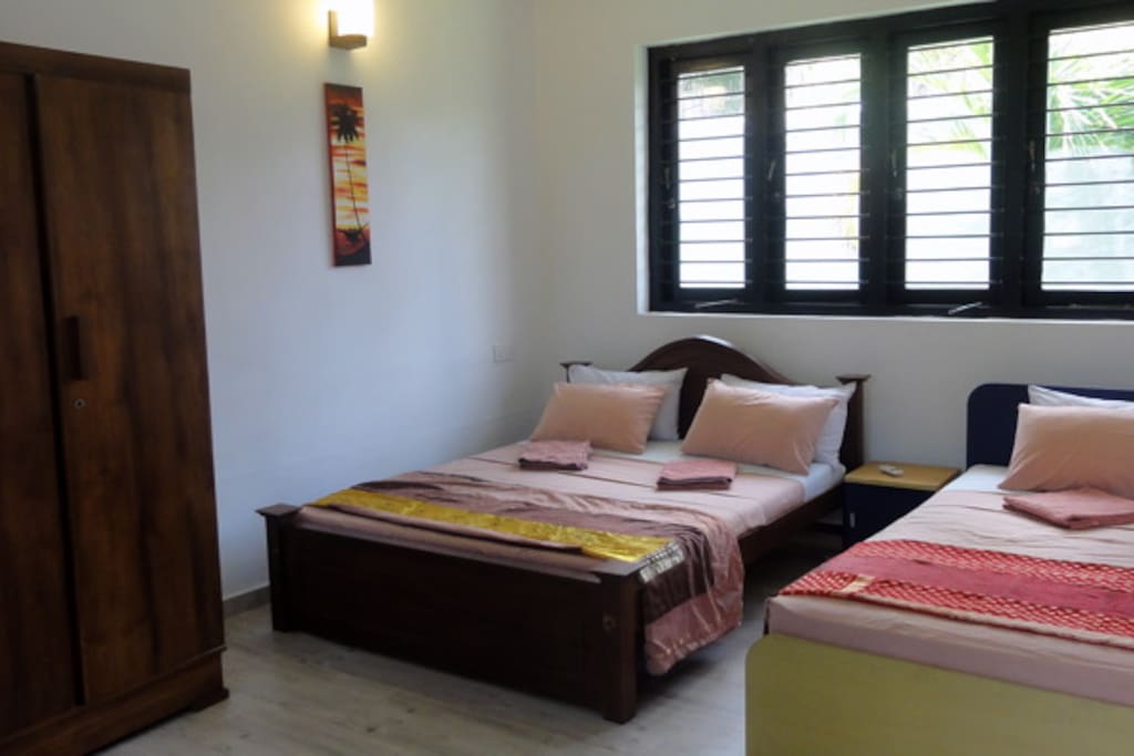 Bedroom 2 Ground Floor Double & Single beds - shared bathroom