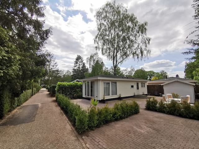 Download Airbnb Garderen Holiday Rentals Places To Stay Gelderland For iPhone Get Wallpaper Airbnb Garderen Holiday Rentals Places To Stay Gelderland For Android Free