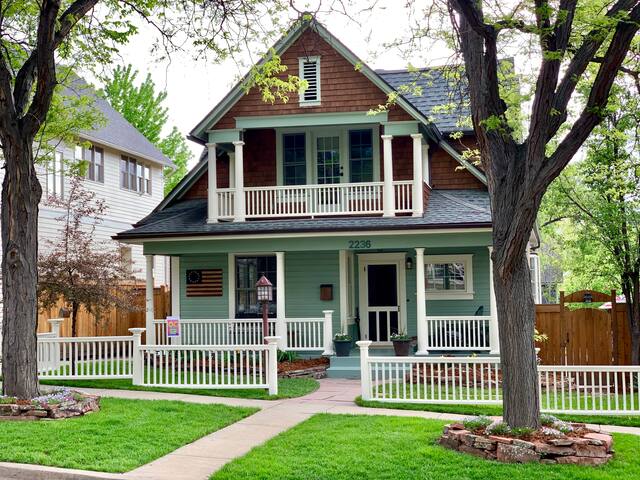 ⭐️⭐️⭐️⭐️⭐️Legal rental. Pearl St 2 blks. Fireplace